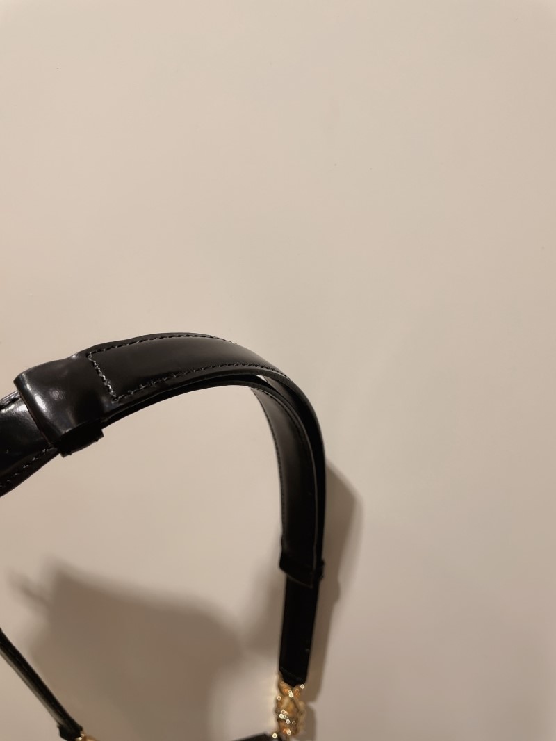 Ce1i*e belts